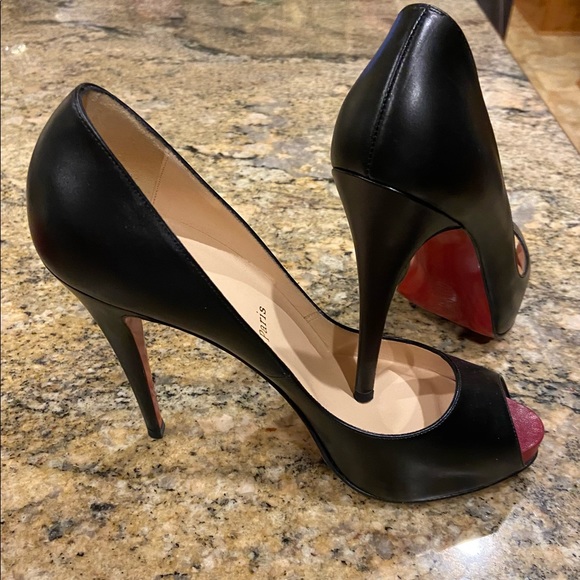 Christian Louboutin Peep-toe pumps EU40 - Picture 8 of 8